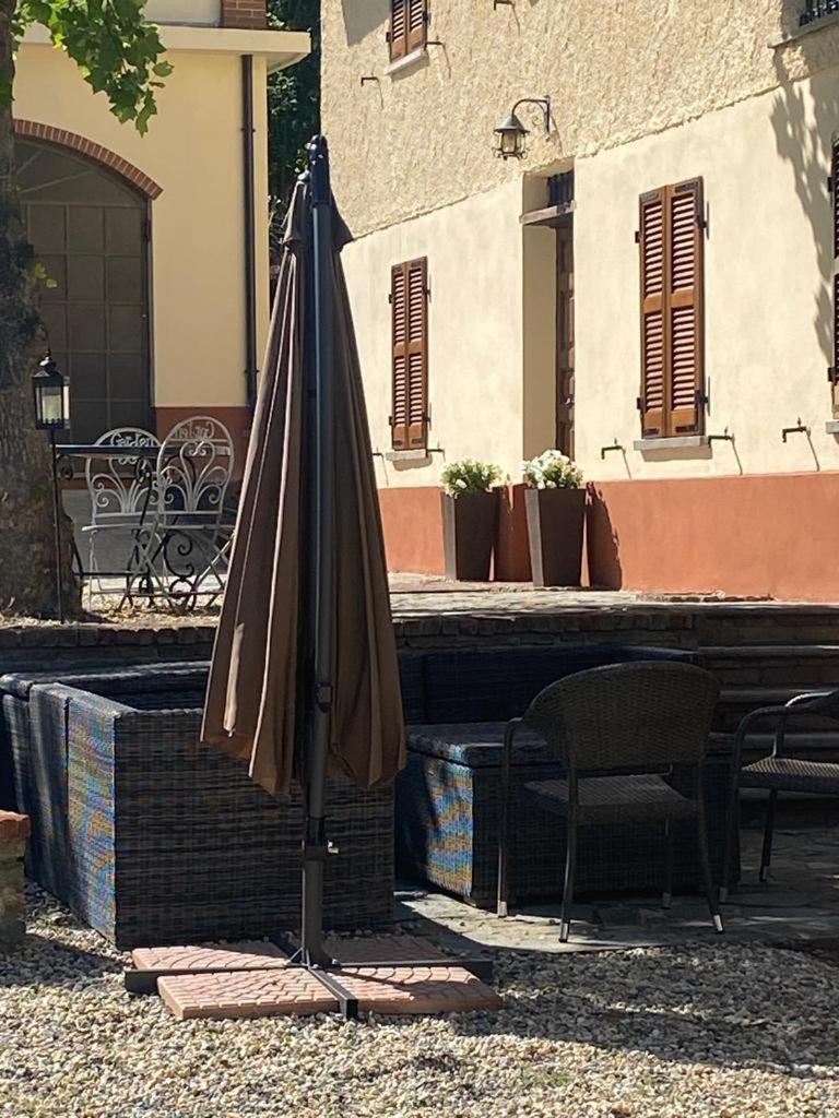 Piemonte Country House 阿利亚诺泰尔梅 外观 照片
