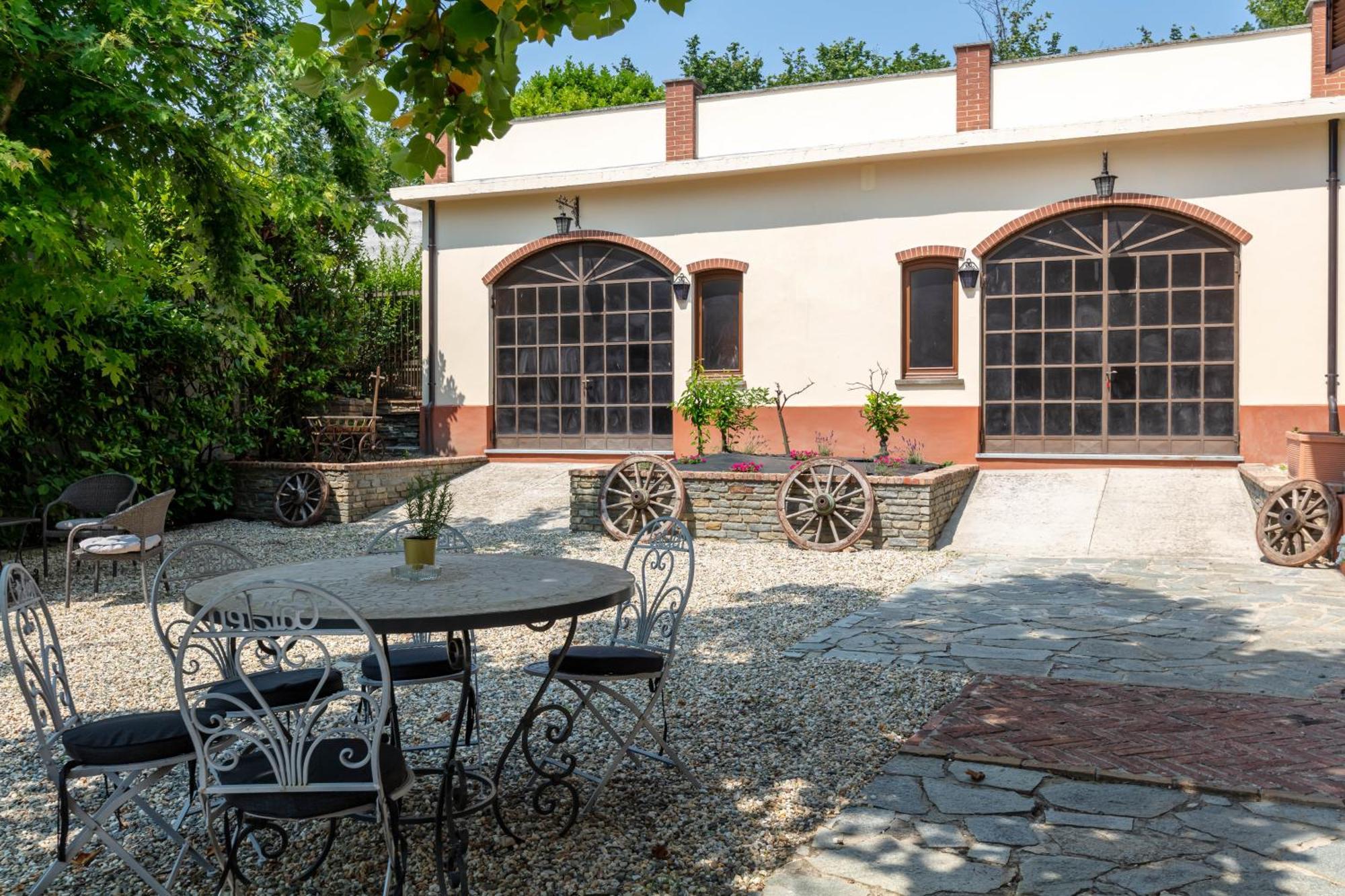 Piemonte Country House 阿利亚诺泰尔梅 外观 照片